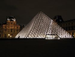 Louvrepyramid Louvrepyramid