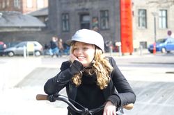 YAKKAY spring 2010 chic bike helmet