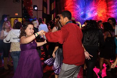 Renal Teen Prom 2010 dancing